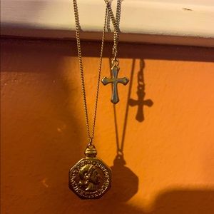 ❌SOLD!!!❌Three Layered Gold Necklace